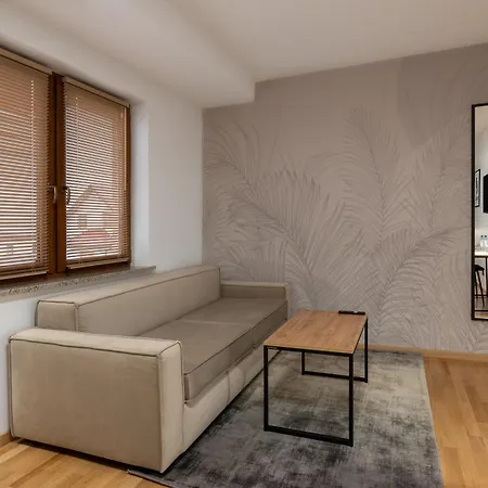 Reslinski ホテル 3*