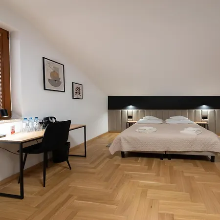 ホテル Reslinski グロジスク・ヴィェルコポルスキ