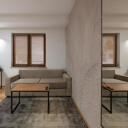 Reslinski ホテル 3*