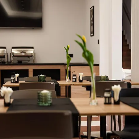 Hotel Reslinski 3*