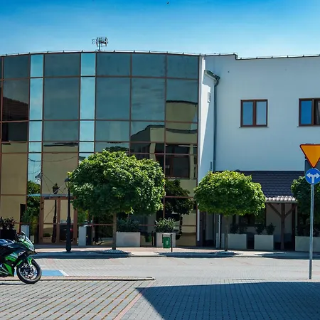 Hotel Reslinski 3*