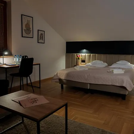 ホテル Reslinski グロジスク・ヴィェルコポルスキ