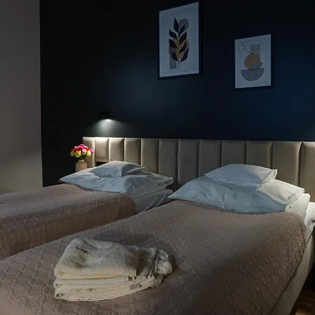 Hotel Reslinski 3*